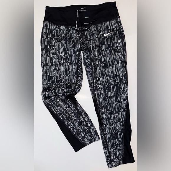 Nike Power Graphic Dri-FIT Tight Running Capri Crop Leggings Size Small - Picture 12 of 12